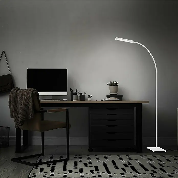 Briloner Staande lamp Servo - Hoogte: 1.600 mm, Wit - Sfeeropname