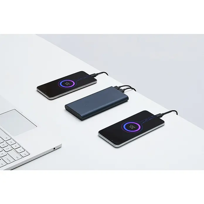 Xiaomi Powerbank Fast Charge Power Bank 3 - Schwarz, 18 W, Micro USB - Anwendungsbeispiel