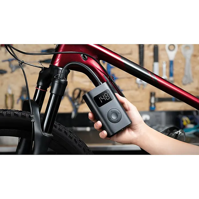 Xiaomi Akku-Kompressor Mi Portable Electric Air Compressor 1S - L x B x H: 12,4 x 7,1 x 4,53 cm, 5 V - Anwendungsbeispiel