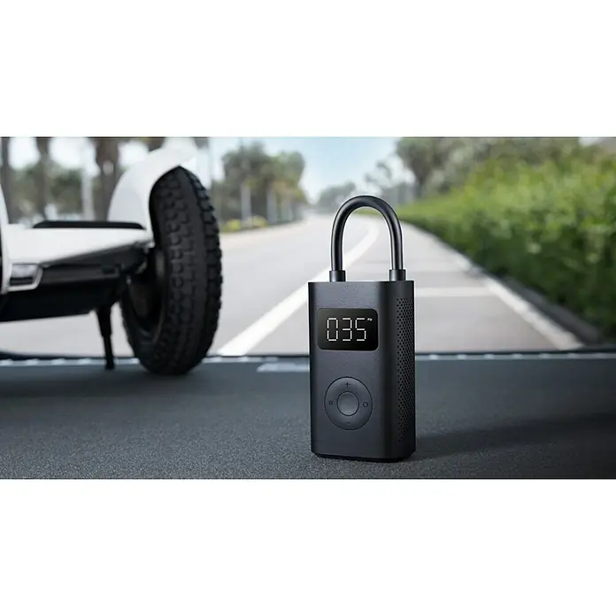 Xiaomi Akku-Kompressor Mi Portable Electric Air Compressor 1S - L x B x H: 12,4 x 7,1 x 4,53 cm, 5 V - Stimmungsaufnahme