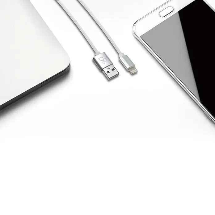 BAUHAUS USB-Kabel Typ-A - 3 m, USB A-Stecker, Weiß - Detailaufnahme