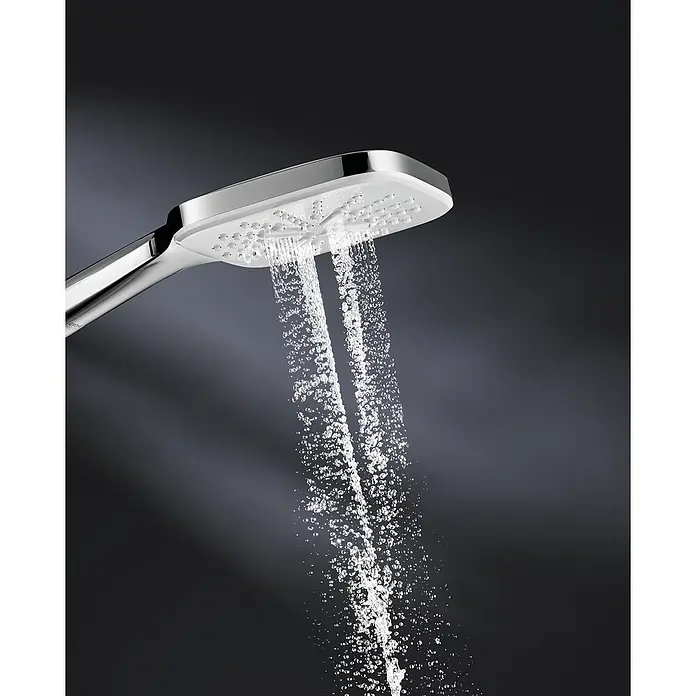 Grohe Conjunto de ducha Vitalio SmartActive Cube 130 - Distancia entre orificios: 57 cm - 63 cm, Tipos de chorro: Rain, Jet y Active Massage, Cromo - Producto en uso