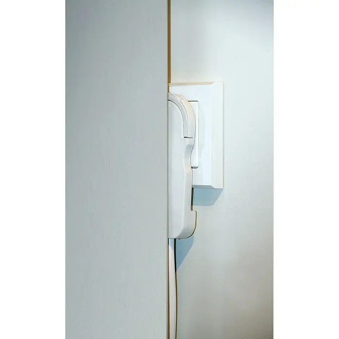 Voltomat Flachstecker - Weiß - Anwendungsbeispiel