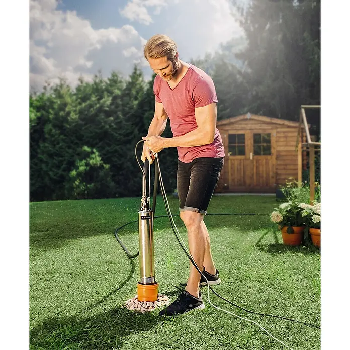 Einhell Tlačna potopna pumpa GC-DW 1000 N - 1.000 W, Maksimalni protok: 6.500 l/h, Maksimalni tlak: 4,5 bar - Proizvod u upotrebi