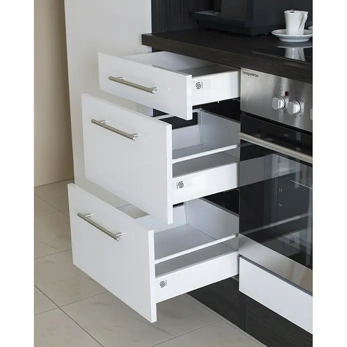 Respekta Premium Küchenzeile RP310HEGBO - Breite: 310 cm, Mit Elektrogeräten, Grau Hochglanz - Stimmungsaufnahme