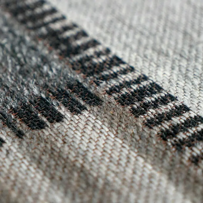 Kayoom Flachgewebeteppich Phönix - Grau/Braun, 170 x 120 cm, 75 % Wolle, 20 % Baumwolle, 5 % Polyester - Detailaufnahme