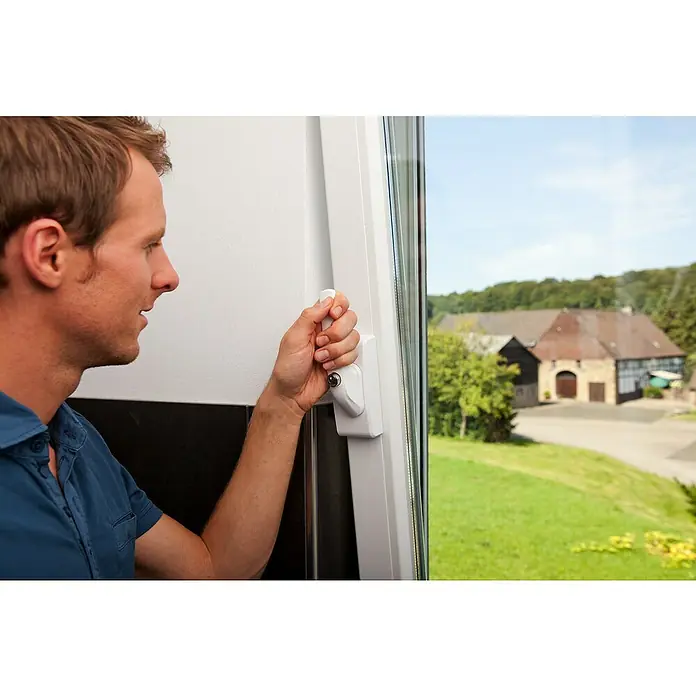 Abus Fenster-Zusatzschloss FO 400 - Dornmaß: 30 mm - 37 mm, Falztiefe: 0 - 29 mm, Universell einsetzbar, Weiß - Anwendungsbeispiel