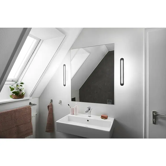 Ledvance LED-Wandleuchte - 13 W, L x B x H: 30 x 7 x 5 cm, Schwarz, Mehrfarbig - Stimmungsaufnahme