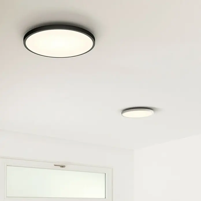 Ledvance LED-Deckenleuchte rund - 18 W, Ø x H: 30 x 4,7 cm, Silber, Mehrfarbig - Bildausschnitt