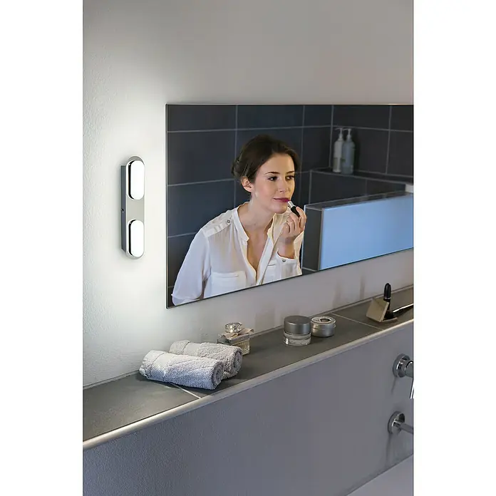 Ledvance LED-Wandstrahler - 15 W, L x B x H: 29,5 x 6 x 5,8 cm, Silber, Mehrfarbig, 1 Stk. - Anwendungsbeispiel