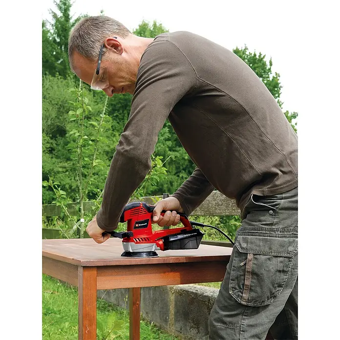 Einhell Exzenterschleifer TC-RS 38 E - 380 W, Durchmesser Schleifteller: 125 mm - Anwendungsbeispiel