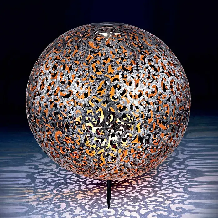 BAUHAUS Solarna kuglasta svjetiljka Antik - LED, Srebrne boje, Ø x V: 40 x 50 cm - Živopisni prikaz