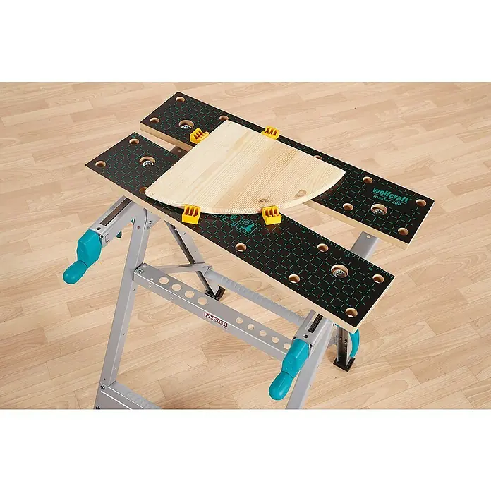 Wolfcraft Master Spann- & Arbeitstisch Master 200 - Arbeitshöhe: 800 mm, Größe Arbeitstisch: 64,5 x 30 cm - Stimmungsaufnahme