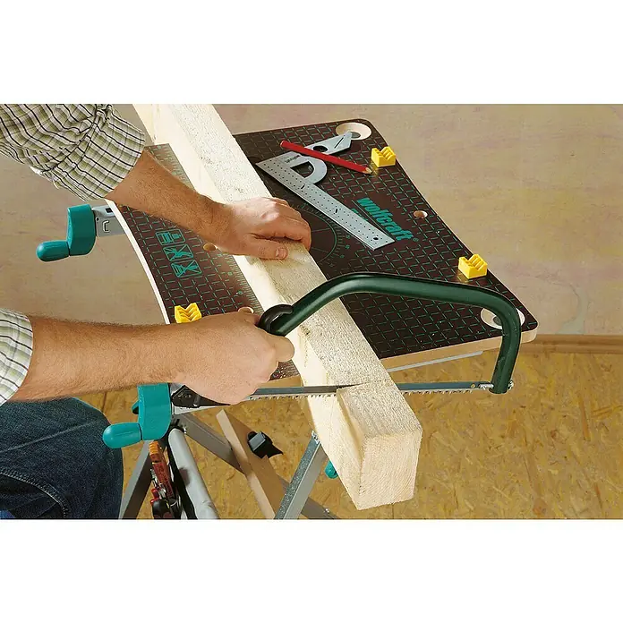 Wolfcraft Master Spann- & Arbeitstisch Master 600 - Arbeitshöhe: 780 mm - 950 mm, Größe Arbeitstisch: 65 x 42 cm - Anwendungsbeispiel