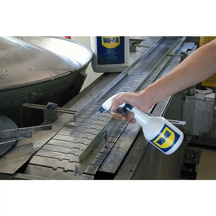 WD-40 Pulverizador - 500 ml - Producto en uso