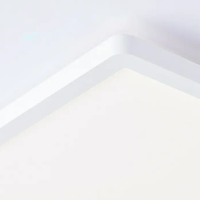 Brilliant LED-Deckenleuchte Tanida - 18 W, L x B x H: 29,3 x 29,3 x 2,6 cm, Weiß, Neutralweiß - Detailaufnahme