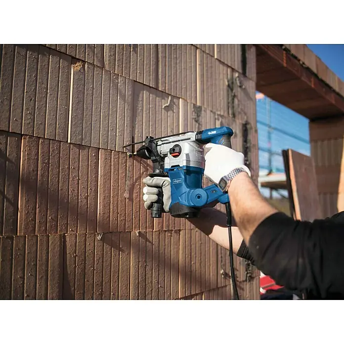 Scheppach Bohrhammer DH1300Plus - 1.250 W, Leerlaufdrehzahl: 850 U/min, Einzelschlagstärke: 5 J - Anwendungsbeispiel