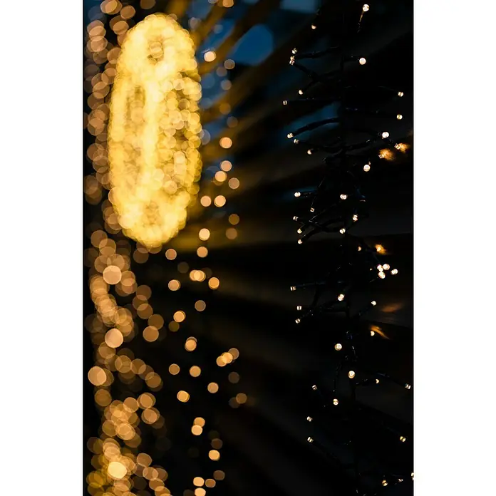 Tween Light LED klaszter fénylánc - Kívül, 12,4 m - Használati példa