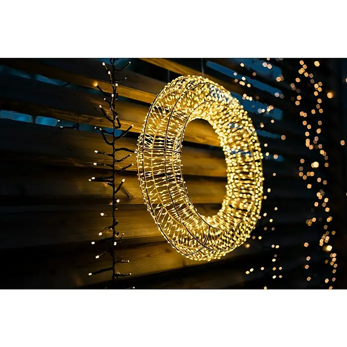 Tween Light LED klaszter fénylánc - Kívül, 8,15 m - Használati példa