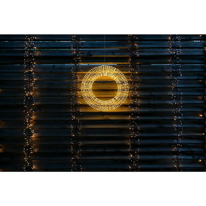 Cable con luces LED Circular - Diámetro: 40 cm, Número de LED: 1.500 ud., Color de luz: Blanco cálido - Producto en uso