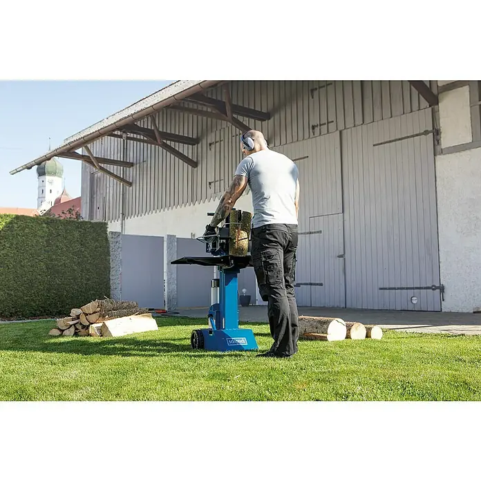 Scheppach Holzspalter HL810 - 8 t, Max. Spaltgutlänge: 55 cm - Anwendungsbeispiel