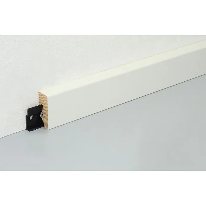 Sockelleiste Kiefer - L x B x S: 240 x 4 x 1,6 cm, Eckig, Weiß - Stimmungsaufnahme
