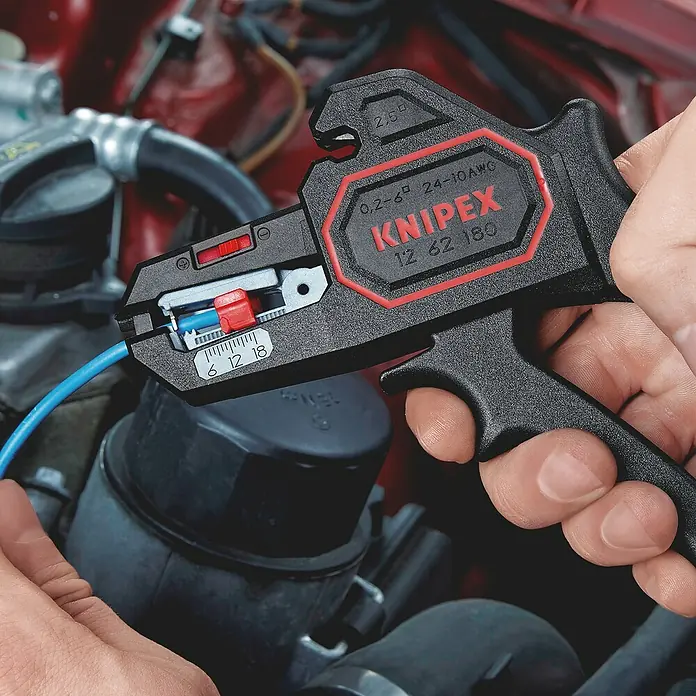 Knipex Abisolierzange - Länge: 180 mm, Material Griff: Kunststoff - Anwendungsbeispiel
