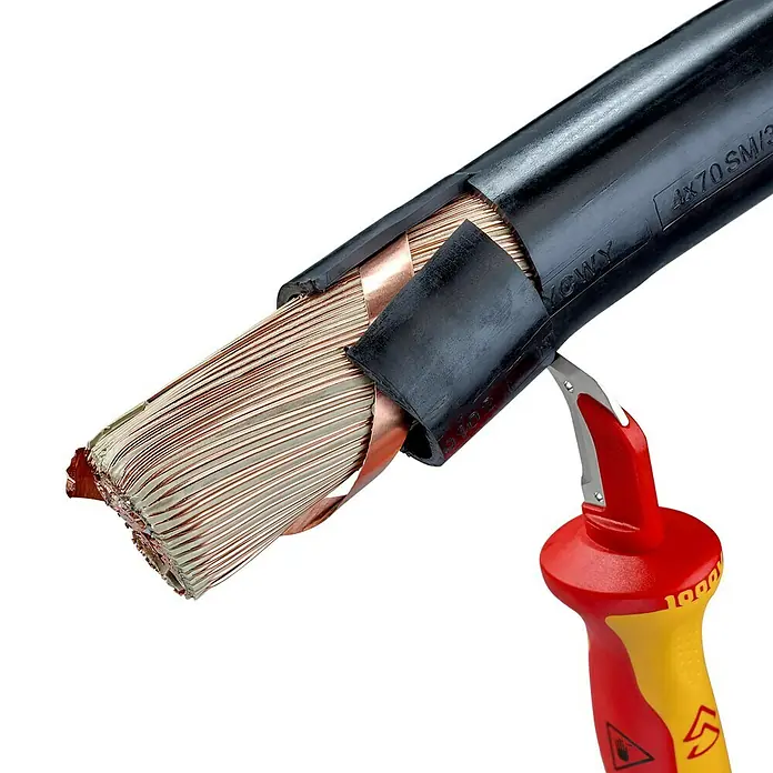 Knipex Kabelabmantelungsmesser - Klingenlänge: 38 mm, Gleitschuh - Anwendungsbeispiel