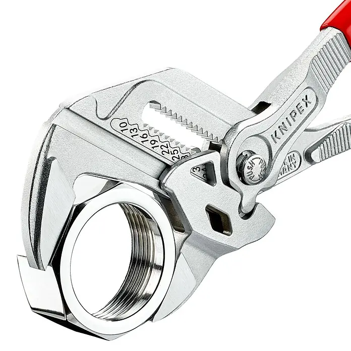 Knipex Zangenschlüssel - Greifkapazität Muttern: 35 mm, Vernickelt, Kunststoff überzogen - Anwendungsbeispiel