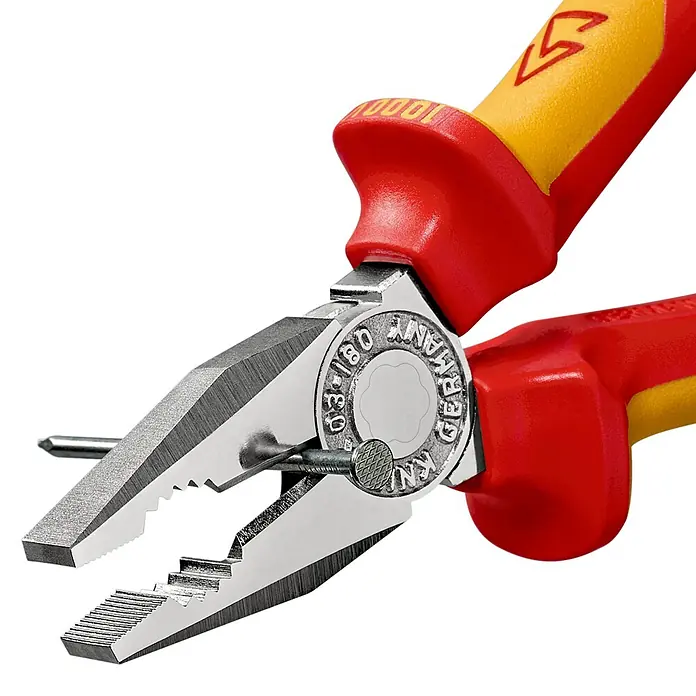 Knipex Kombizange - Länge: 180 mm - Anwendungsbeispiel