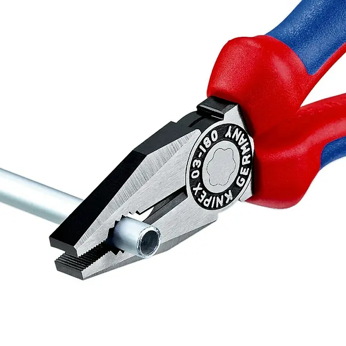 Knipex Kombizange - Länge: 180 mm, Gehärtete Schneiden, Poliert - Anwendungsbeispiel