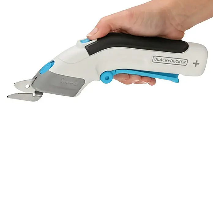 Black+Decker Tijera de batería BCSC115 3,6V-Li - 3,6 V, 1 batería, 1,5 Ah - Producto en uso