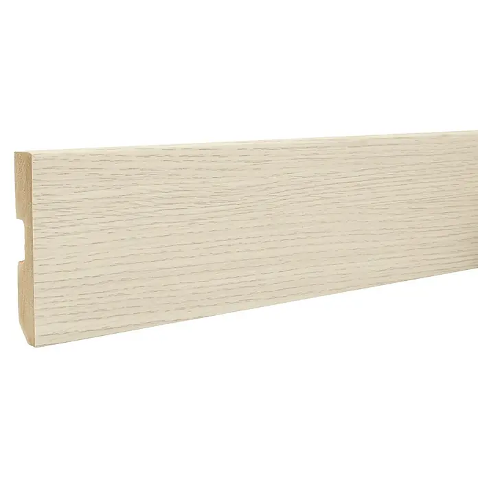 LOGOCLIC Zócalo Roble Genuine - 2,2 m x 15 mm x 80 mm - Primer plano