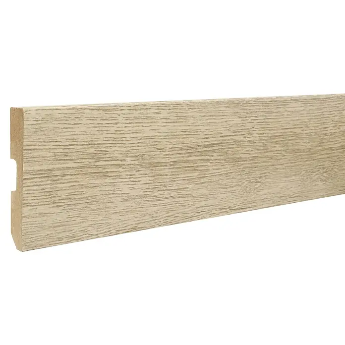 LOGOCLIC Zócalo Roble Selva - 2,2 m x 15 mm x 80 mm - Primer plano