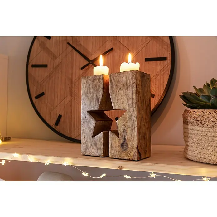 Teelichthalter Stern - L x B x H: 14 x 7 x 20 cm, Natur, Holz - Stimmungsaufnahme