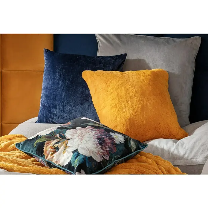 Kissen Sky - Insignia Blue, 45 x 45 cm, 100 % Polyester - Stimmungsaufnahme