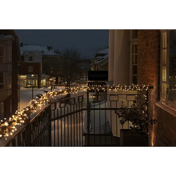 Konstsmide Led-lichtgordijn - Buiten, 7 W, Warm wit - Sfeeropname
