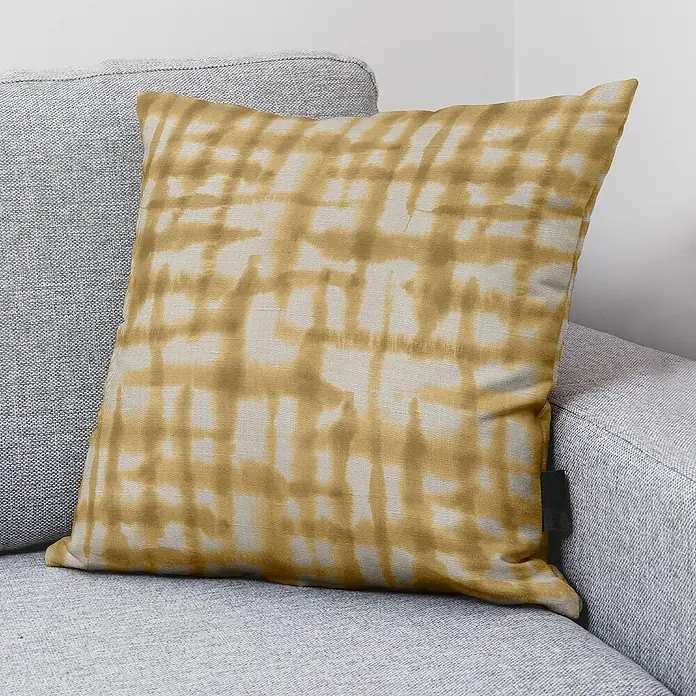 Cojín Arabela 4 - Amarillo, 45 x 45 cm - Foto ambiente