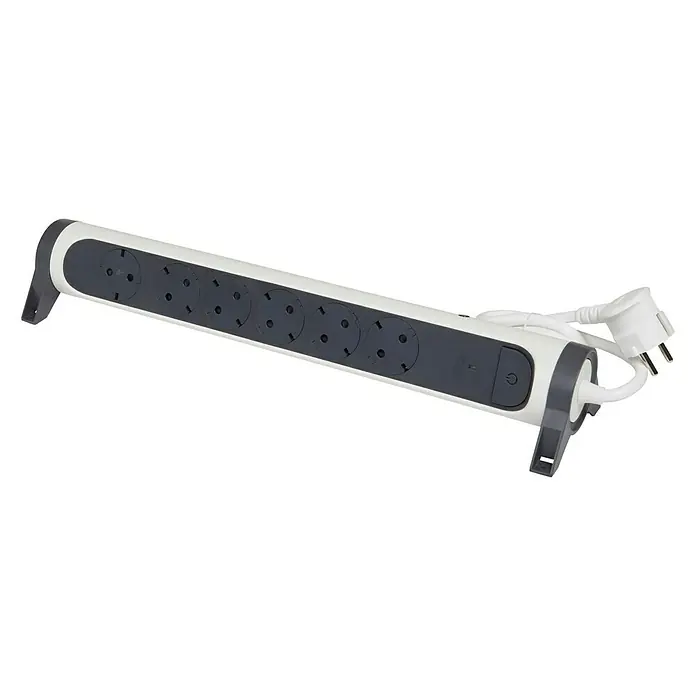 Legrand Base de enchufe múltiple Premium - x 6, Blanco/Negro, Longitud del cable: 1,5 m, 3.680 W - Vista angular