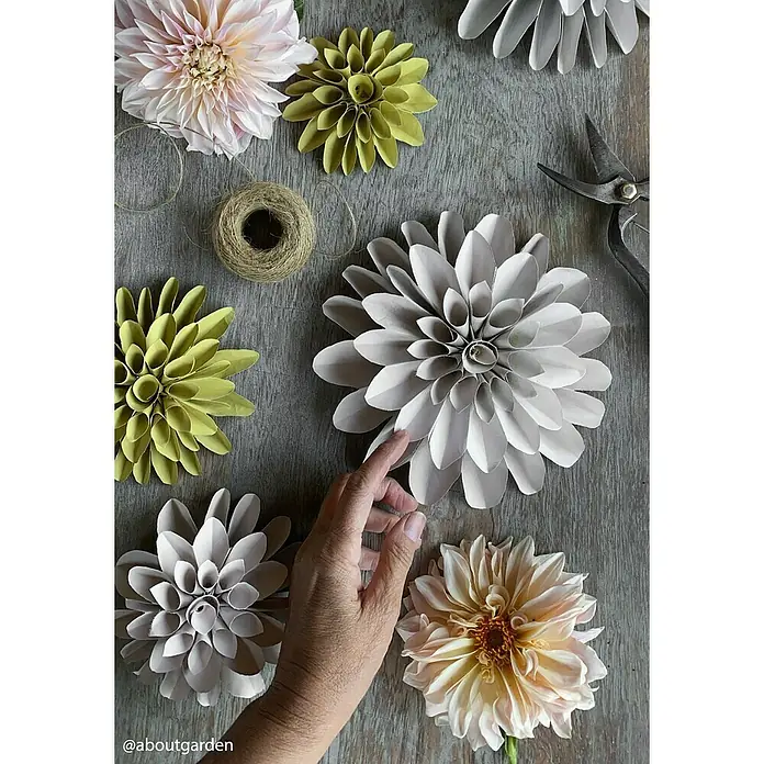 Fleur Pintura en spray Chalky Look - Mate, 300 ml, Flower Power - Producto en uso