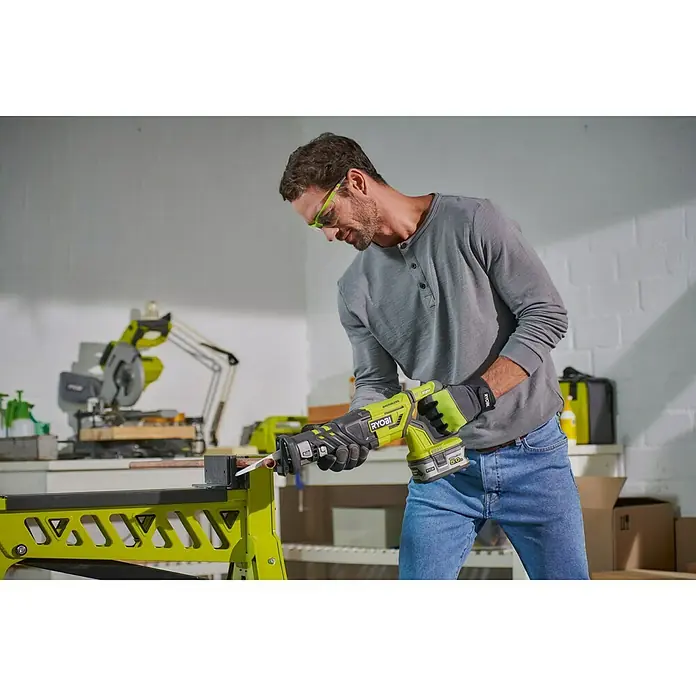 Ryobi ONE+ Sierra de sable R18RS7-0 - Longitud de carrera: 30 mm
