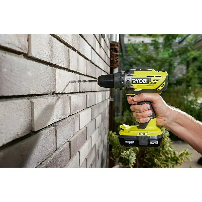 Ryobi Set taladro atornillador percutor de batería R18PDAG-242S - 18 V, Iones de litio, 2 Ah - 4 Ah, 2 baterías