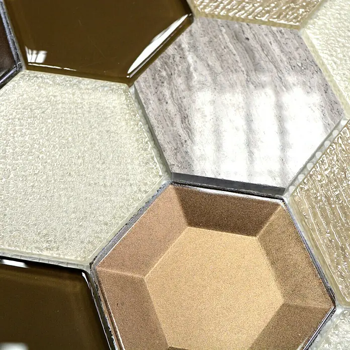 Mosaikfliese Hexagon HXN 77 - 26,5 x 30,5 cm, Beige, Glänzend - Detailaufnahme