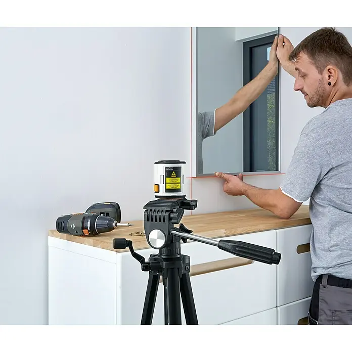 Laserliner Kreuzlinienlaser EasyCross - Max. Arbeitsbereich: 10 m - Stimmungsaufnahme