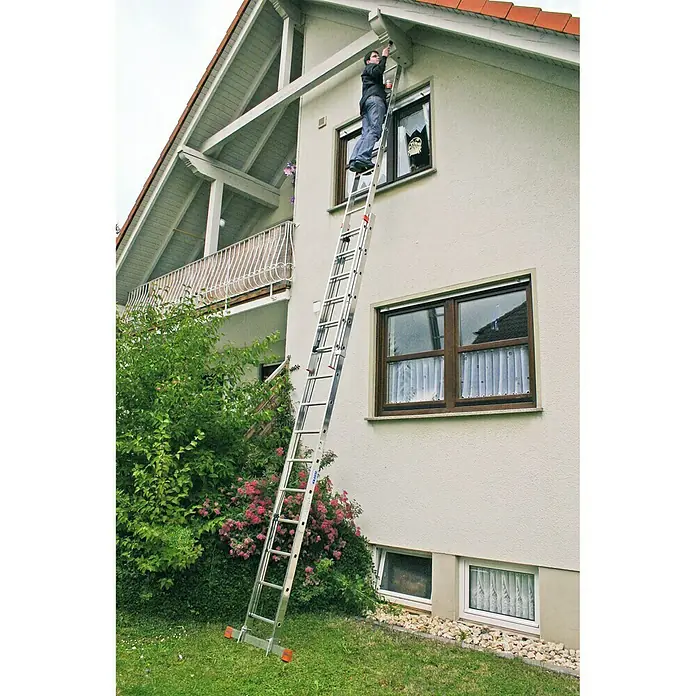 Krause Monto Sprossen-Seilzugleiter Robilo - Arbeitshöhe: 8,45 m, 2 x 15 Sprossen, Aluminium - Anwendungsbeispiel
