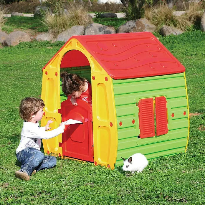 Caseta infantil Magic - 102 x 90 x 109 cm, Verde manzana, Rojo/Amarillo - Producto en uso