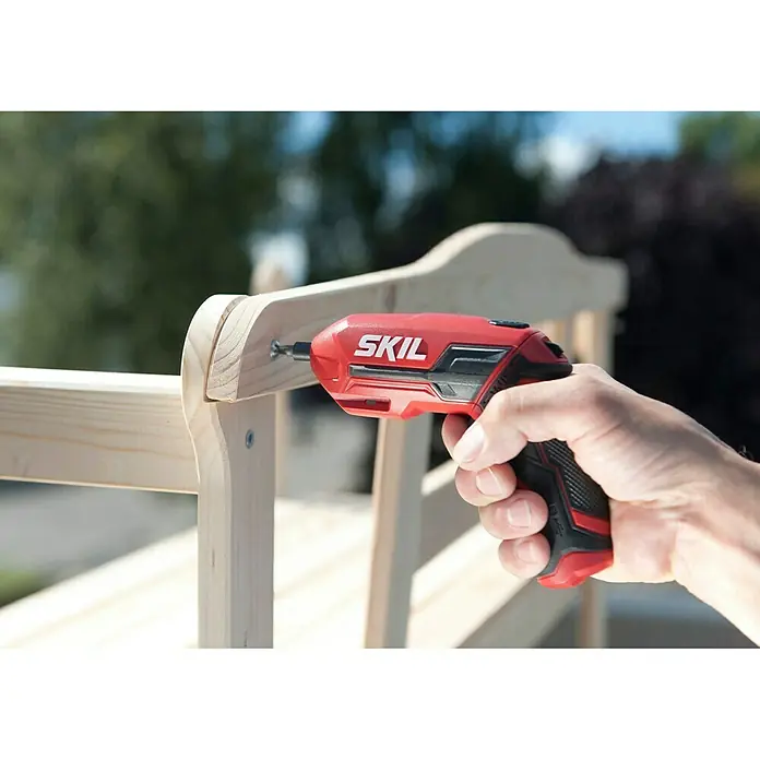 Skil Akkuschrauber 2710 GA - 3,6 V, 1 Akku, 1,5 Ah, Leerlaufdrehzahl: 220 U/min - Anwendungsbeispiel