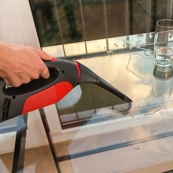 Vileda Čistač prozora Windowmatic Power - Površinski učinak: Cca 120 m²/punjenje akumulatora, Litij-ionska, Bez pribora - Proizvod u upotrebi