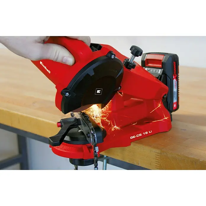 Einhell Power X-Change Akku-Sägekettenschärfgerät GE-CS 18 Li-Solo - 18 V, Ohne Akku, 6.500 U/min - Anwendungsbeispiel