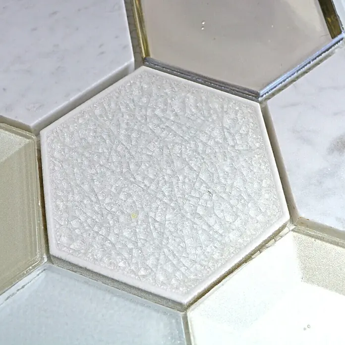 Mosaikfliese Hexagon HXN 66 - 26,5 x 30,5 cm, Weiß, Glänzend - Detailaufnahme